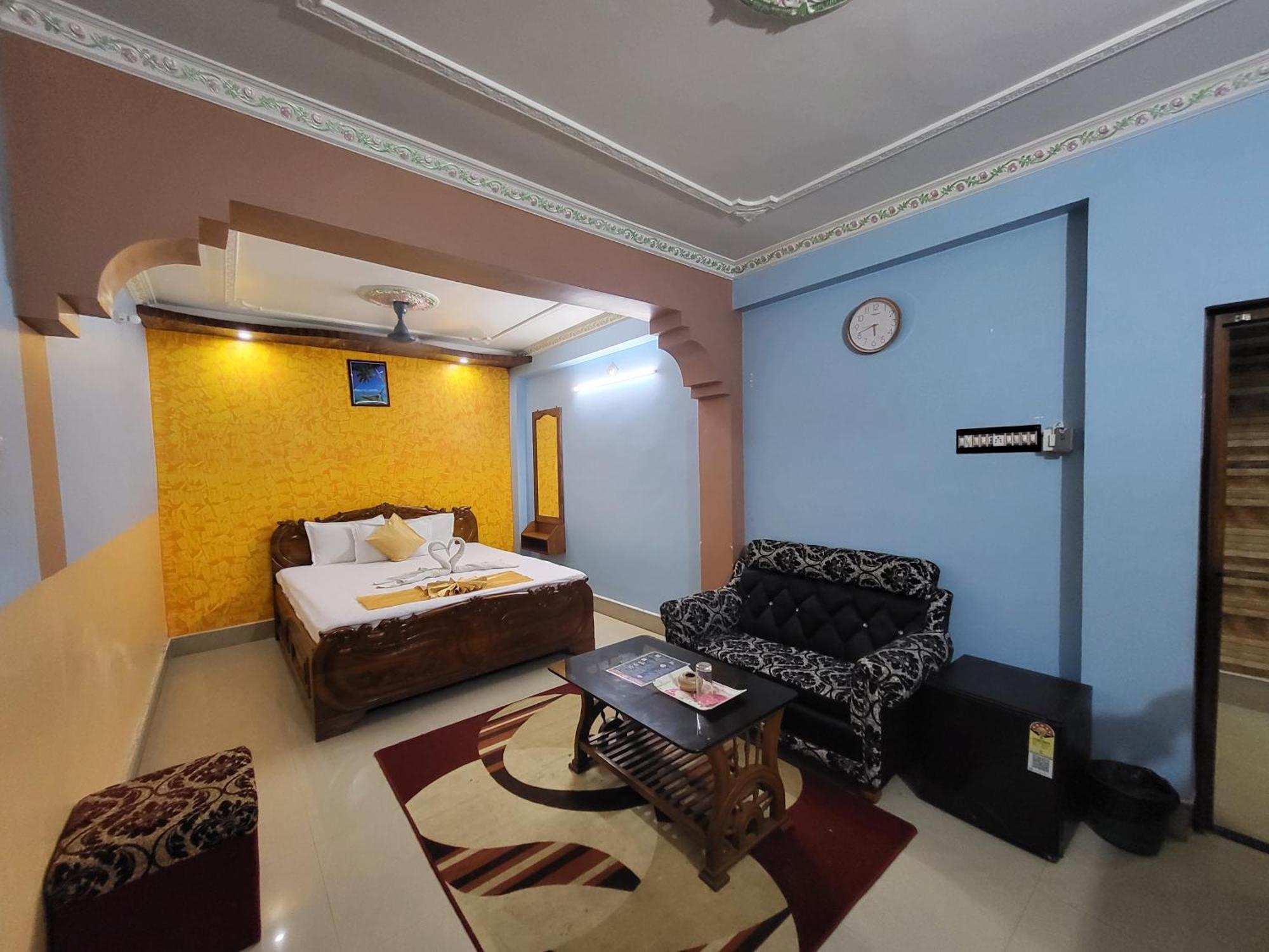 Abhishek Inn Дигха Экстерьер фото